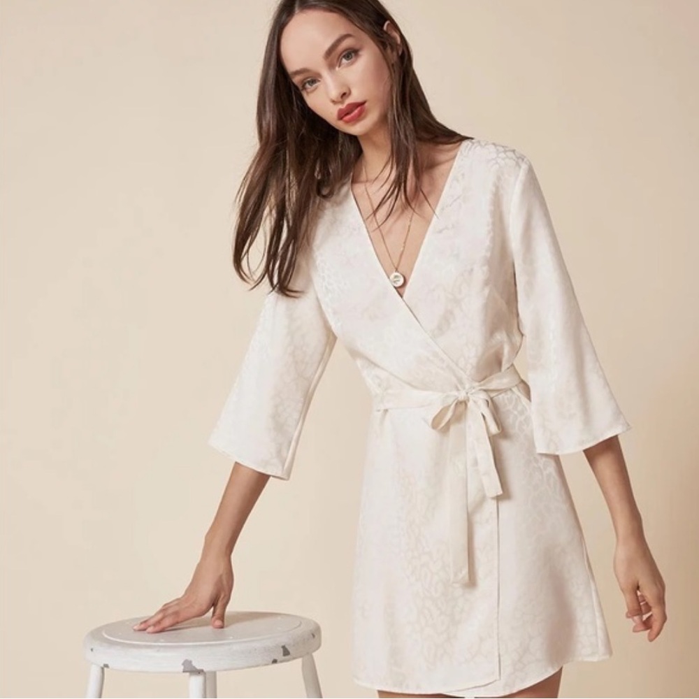 Reformation Ivory Leopard Embossed Kimono Sleeve Silk Wrap Dress M